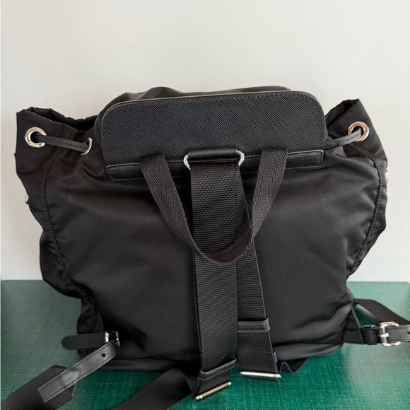 arai helmet for adventure riding Tour-X5 – Discovery Black Matte Black ECE 22.06 Cooler Bag Cannondale Contain Welded QR Color:Leather with an all